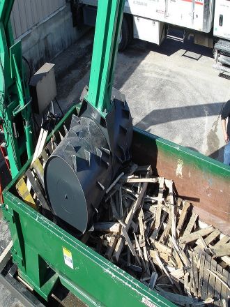 Спуштање контејнера